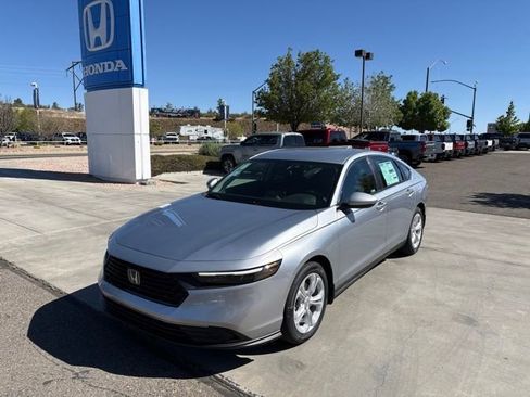 New 2026 Honda Accord LX image 2