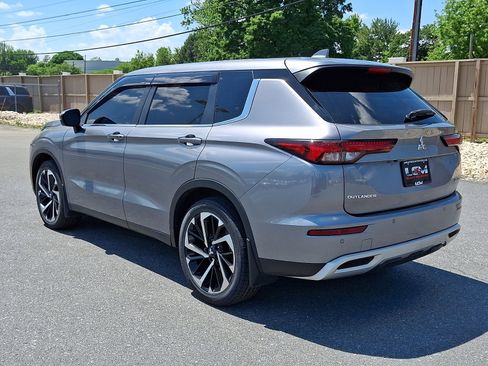 Used 2022 Mitsubishi Outlander SE AWD/4WD image 7