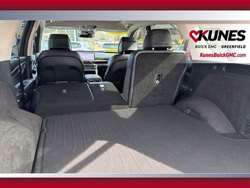 Used 2025 Genesis GV80 2.5T Prestige image 48