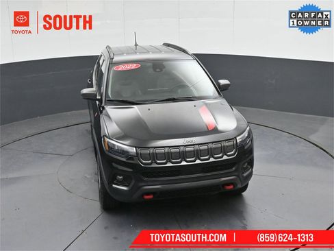 Used 2022 Jeep Compass Trailhawk w/ Trailhawk Convenience Group image 48