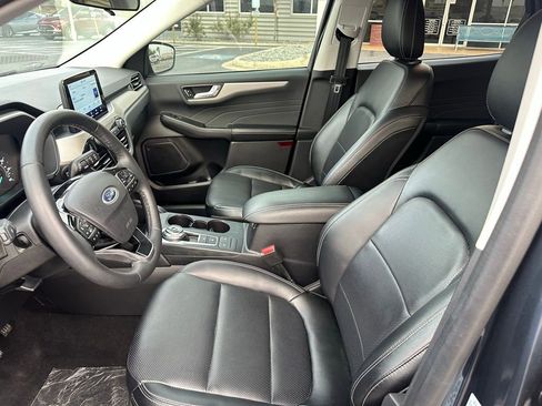 Used 2022 Ford Escape SEL FWD image 11