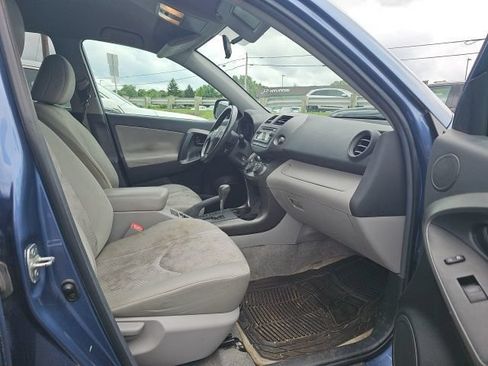 Used 2012 Toyota RAV4 FWD w/ Value Pkg image 12