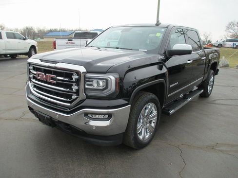 Used 2018 GMC Sierra 1500 SLT image 10