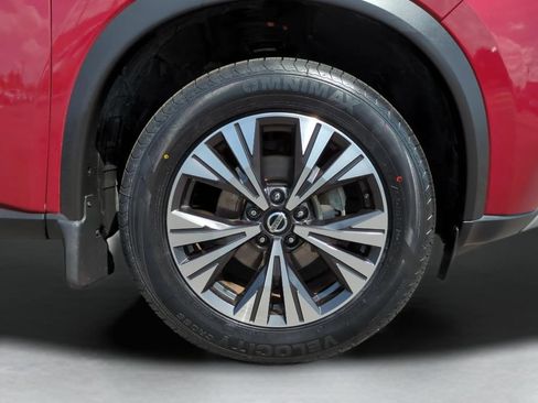 Used 2021 Nissan Rogue SV FWD image 19