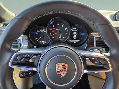 Used 2017 Porsche Macan GTS AWD/4WD image 19