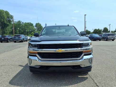 Used 2018 Chevrolet Silverado 1500 LT w/ All Star Edition AWD/4WD image 2
