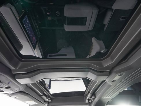 Used 2024 GMC Hummer EV 3X image 27