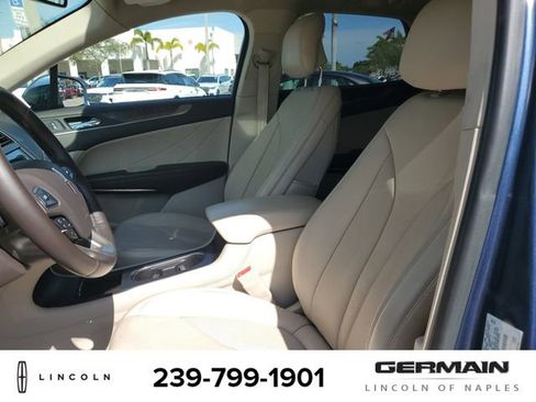 Used 2018 Lincoln MKC Reserve w/ Lincoln MKC Climate Package image 19