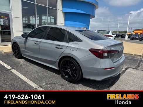 Used 2025 Honda Civic Sport image 3