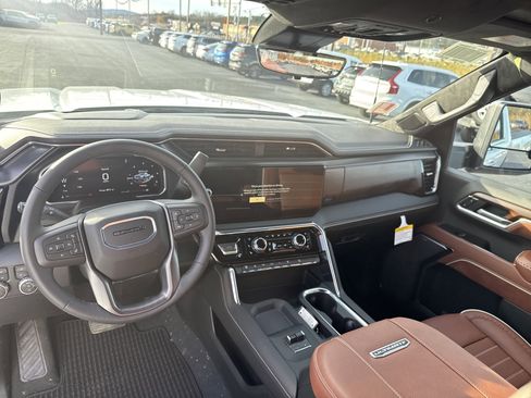 New 2026 GMC Sierra 2500 Denali Ultimate image 14