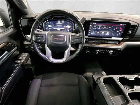Used 2023 GMC Sierra 1500 Elevation AWD/4WD image 7