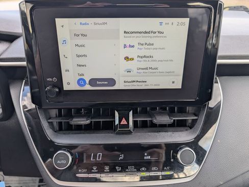 Used 2023 Toyota Corolla LE image 13