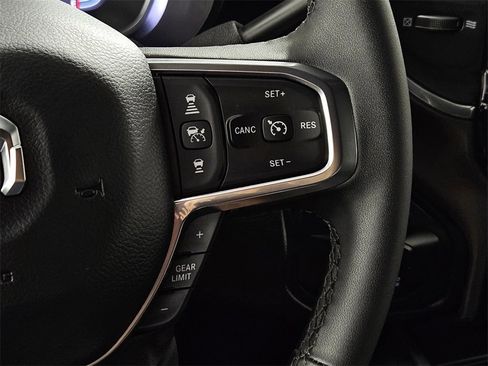 Used 2025 RAM 2500 Laramie image 21