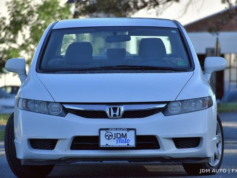 Used 2010 Honda Civic LX image 3