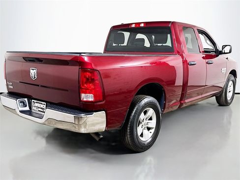 Used 2024 RAM 1500 Classic SLT image 4