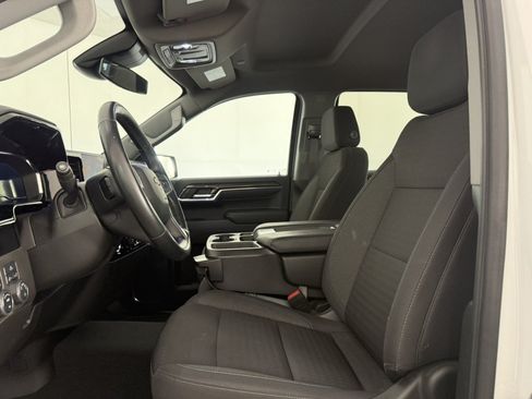 Used 2023 Chevrolet Silverado 1500 LT AWD/4WD image 14