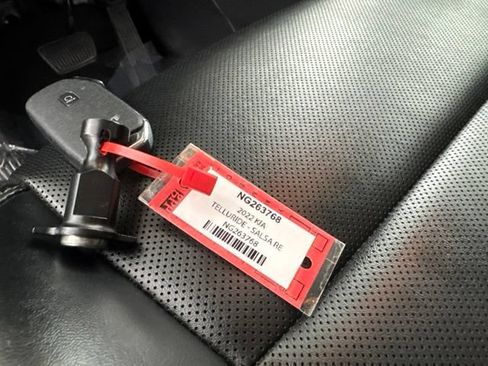 Certified 2022 Kia Telluride LX AWD/4WD image 31