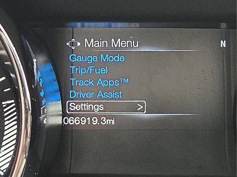 Used 2017 Ford Mustang GT Premium w/ GT Performance Package RWD image 23