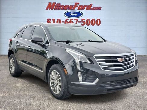 Used 2017 Cadillac XT5 Luxury w/ Driver Awareness Package FWD image 2