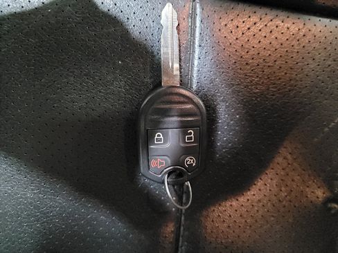 Used 2014 Ford F150 FX4 w/ Equipment Group 402A Luxury image 32