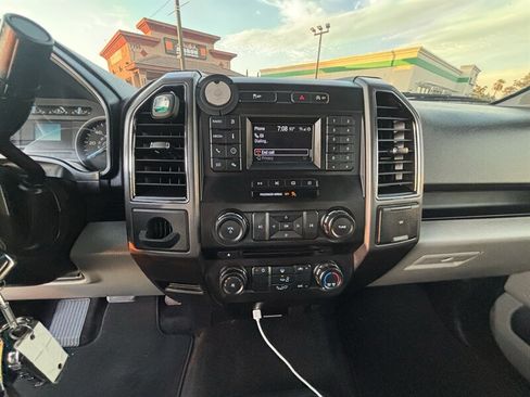 Used 2018 Ford F150 XLT RWD image 16