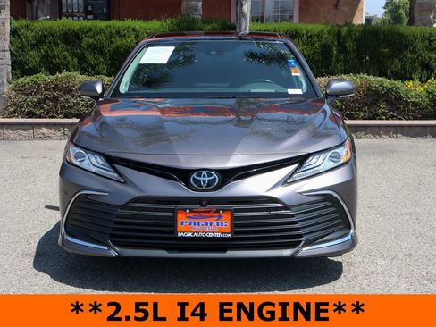 Used 2024 Toyota Camry XLE w/ Navigation Package FWD image 3