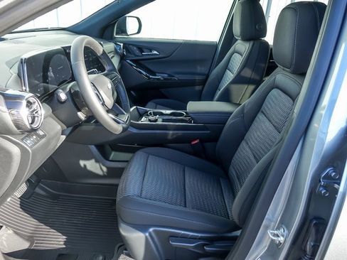 New 2026 Chevrolet Equinox LT w/ LPO, Floor Liner Package image 13