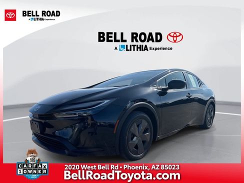 Used 2024 Toyota Prius Limited image 1