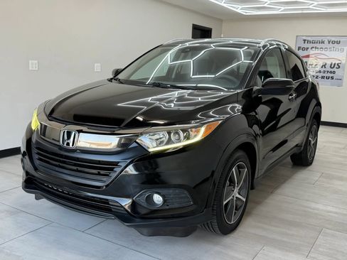 Used 2021 Honda HR-V EX image 2