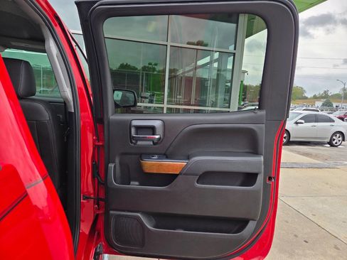 Used 2018 Chevrolet Silverado 1500 LTZ w/ Sport Package image 45