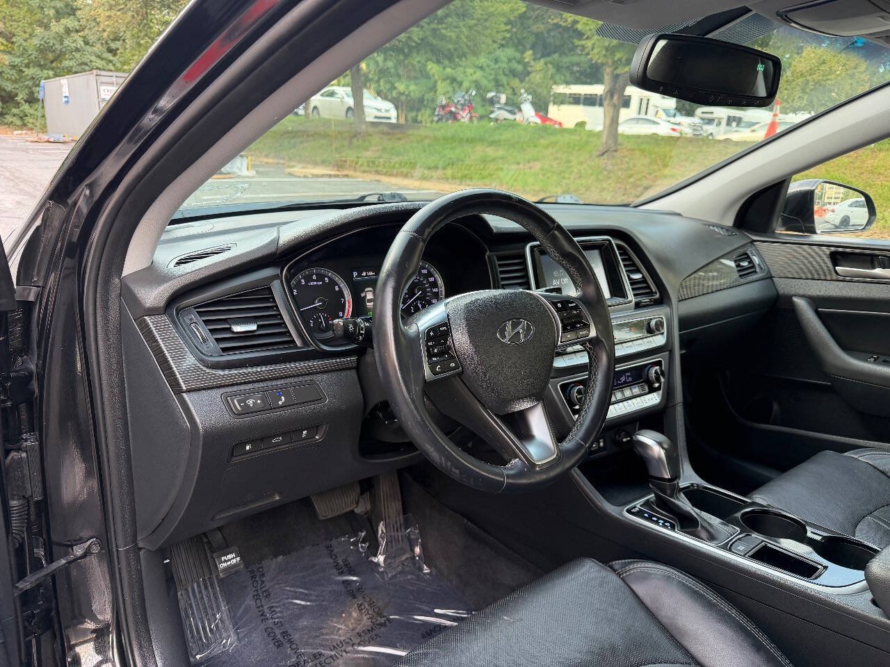 Used 2018 Hyundai Sonata Limited FWD image 9
