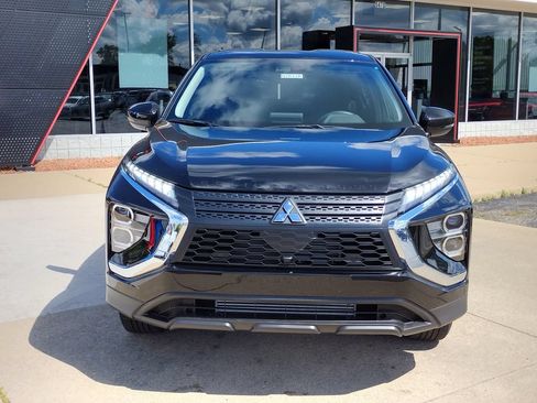 New 2026 Mitsubishi Eclipse Cross LE AWD/4WD image 11