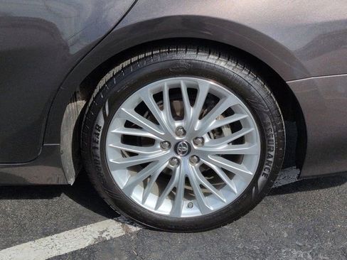 Certified 2019 Toyota Camry XLE w/ Driver Assist Package image 7