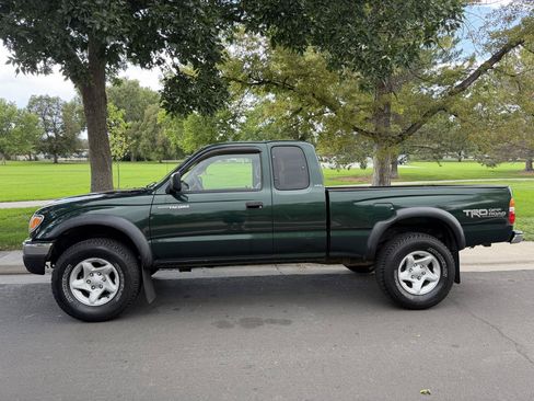 Used 2003 Toyota Tacoma 4x4 Xtracab V6 image 2