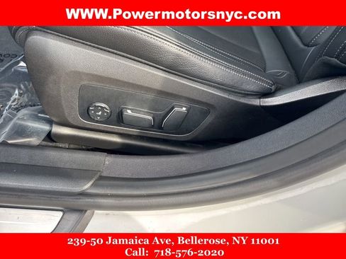 Used 2024 BMW 330i xDrive Sedan image 31