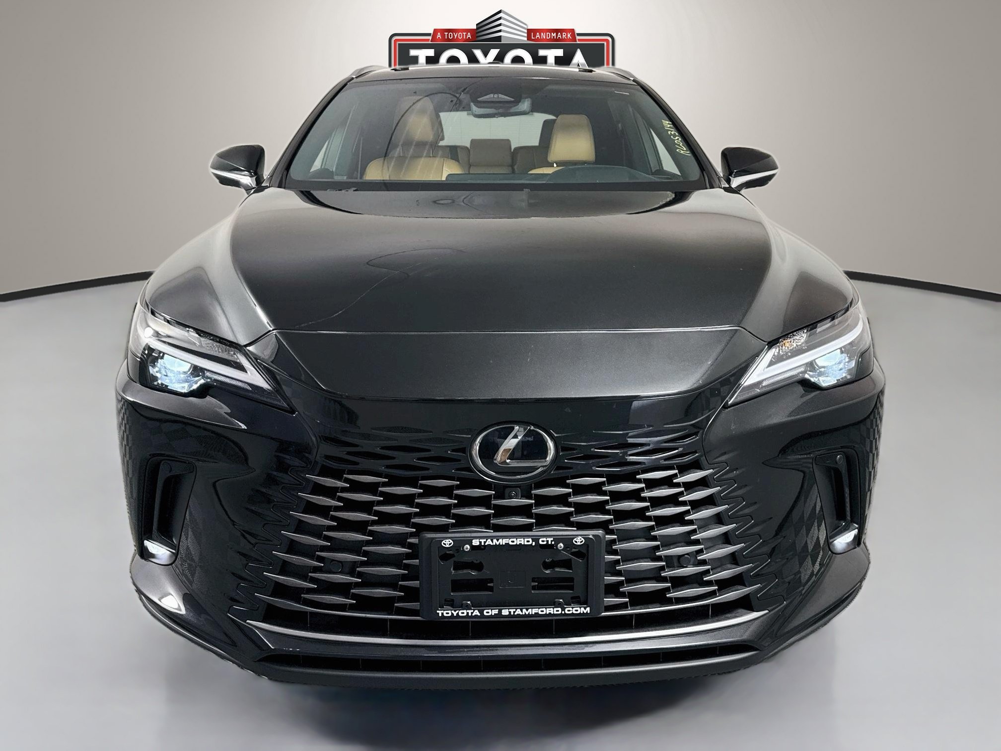 Used 2024 Lexus RX 350h w/ Convenience Package AWD/4WD image 2