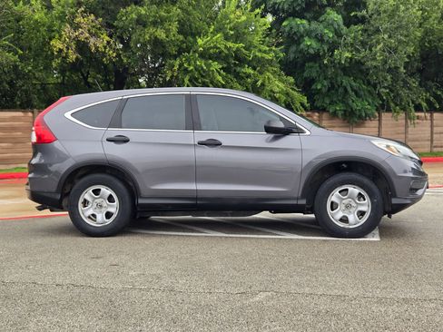 Used 2016 Honda CR-V LX image 2