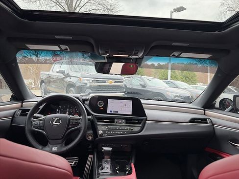 Used 2023 Lexus ES 350 F Sport image 6