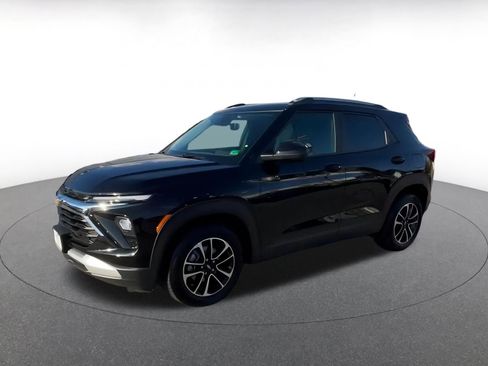Used 2025 Chevrolet TrailBlazer LT image 8