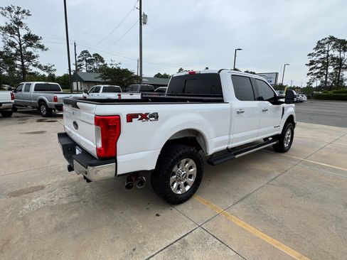 Used 2018 Ford F250 Lariat w/ Chrome Package AWD/4WD image 2