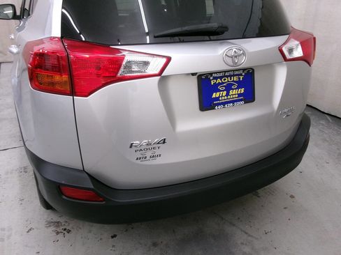 Used 2013 Toyota RAV4 Limited AWD/4WD image 8