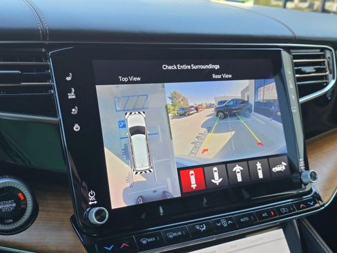 Used 2024 Jeep Grand Wagoneer L Series III image 26