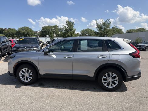 Used 2024 Honda CR-V LX image 8