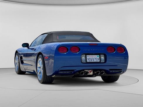 Used 2003 Chevrolet Corvette Convertible w/ Preferred Equipment Group1 RWD image 32