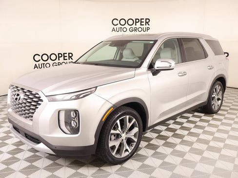 Used 2022 Hyundai Palisade SEL w/ 8P Bench Seat Package FWD image 11