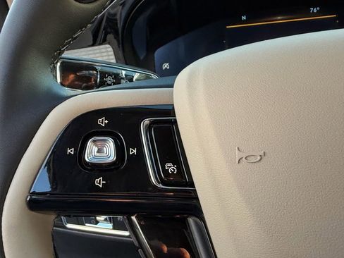 New 2026 Lincoln Corsair Premiere FWD image 17
