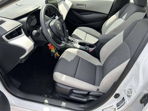 Used 2023 Toyota Corolla LE FWD image 19