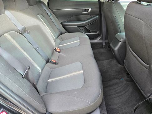 Used 2022 Hyundai Sonata SE image 17