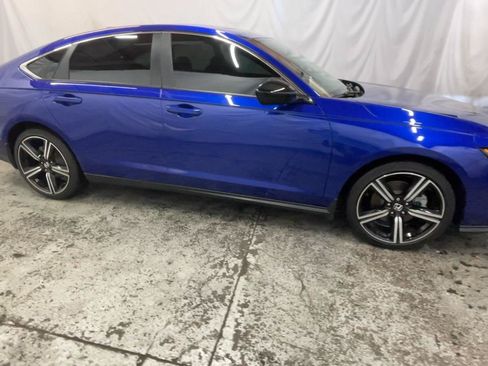 Used 2024 Honda Accord Sport image 4
