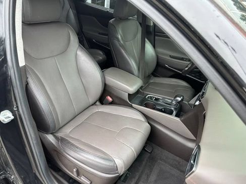 Used 2020 Hyundai Santa Fe Limited w/ Cargo Package FWD image 11